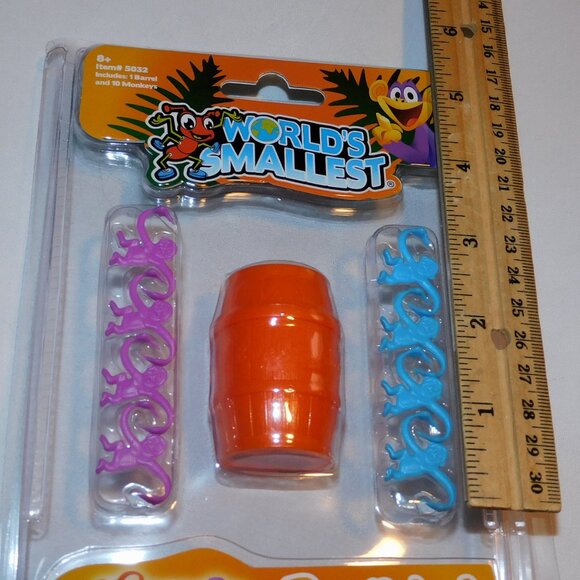 Worlds Smallest Barrel of Monkeys Blue Purple Orange Monkey NEW - Picture 3 of 3